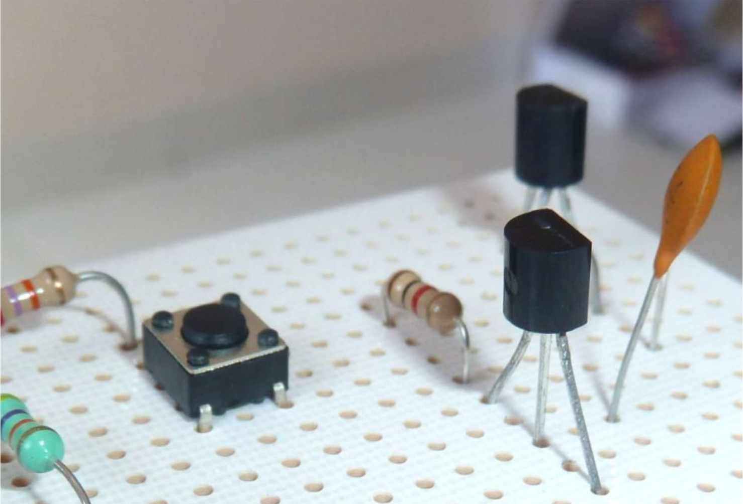 Cara Kerja Rangkaian Transistor Sebagai Saklar | Sonde.id